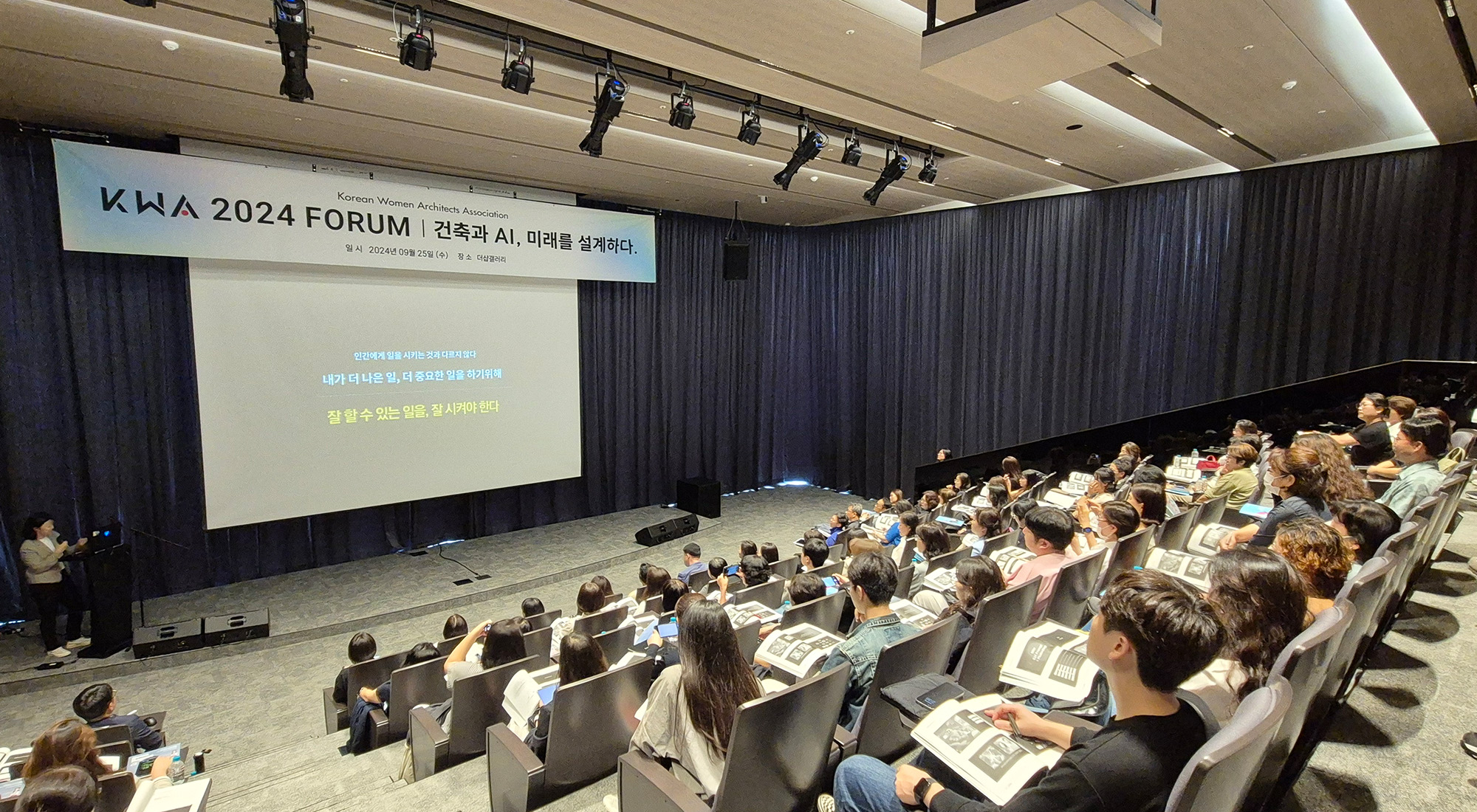 ���κ��־�01